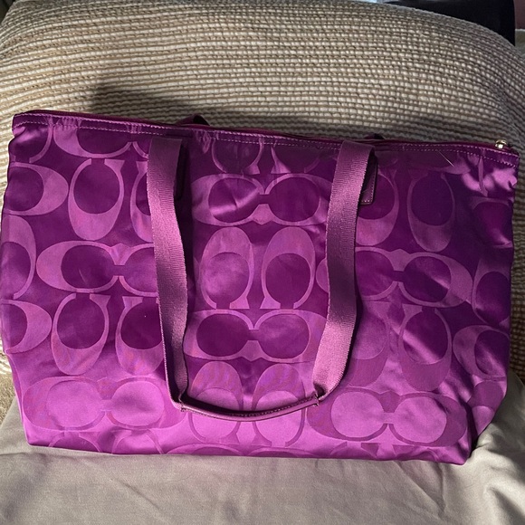 Coach Vibrant Purple Large Nylon Tote Bag Coach - Picture 5 of 6